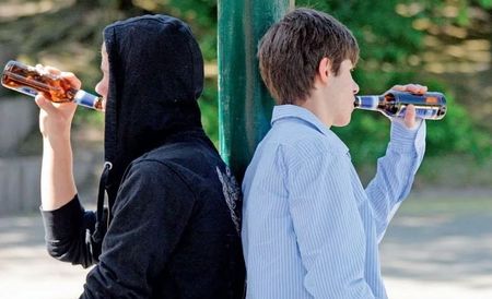 Анализ рассмотренных в 2023г. административных материалов по употреблению несовершеннолетними алкогольной, спиртосодержащей продукции, наркотических средств, ПАВ или одурманивающих веществ Анализ рассмотренных в 2023г. административных материалов по употреблению несовершеннолетними алкогольной, спиртосодержащей продукции, наркотических средств, ПАВ или одурманивающих веществ