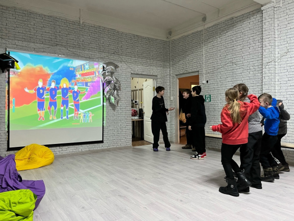 Танцевальная игра Танцевальная игра