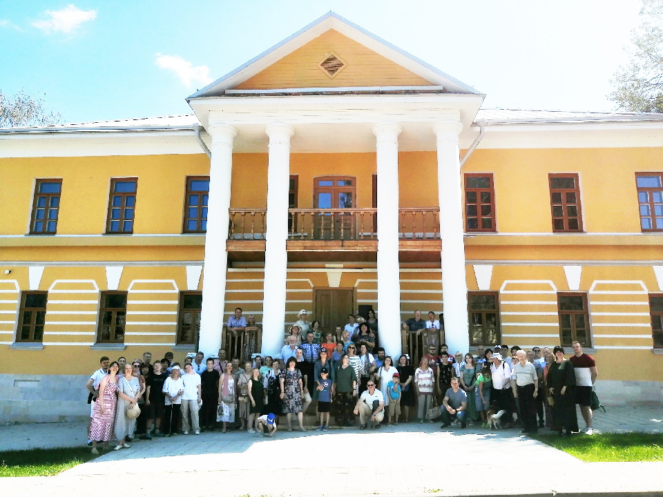 ����� �������� �����������