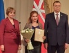 Три многодетные мамы г.Щекино награждены знаком «Материнская слава» Три многодетные мамы г.Щекино награждены знаком «Материнская слава»